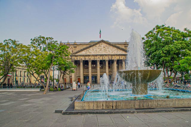 A fountain in the Main plaza of Guadalajara 